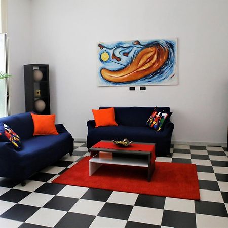 Mb Napoles Intera Casa Nápoles Exterior foto