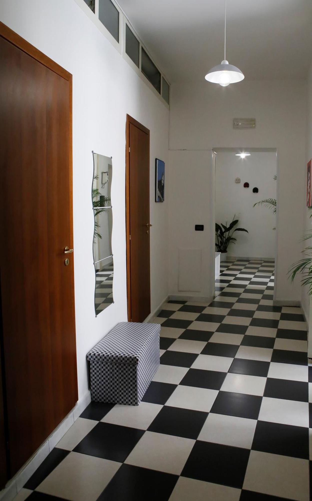 Mb Napoles Intera Casa Nápoles Exterior foto