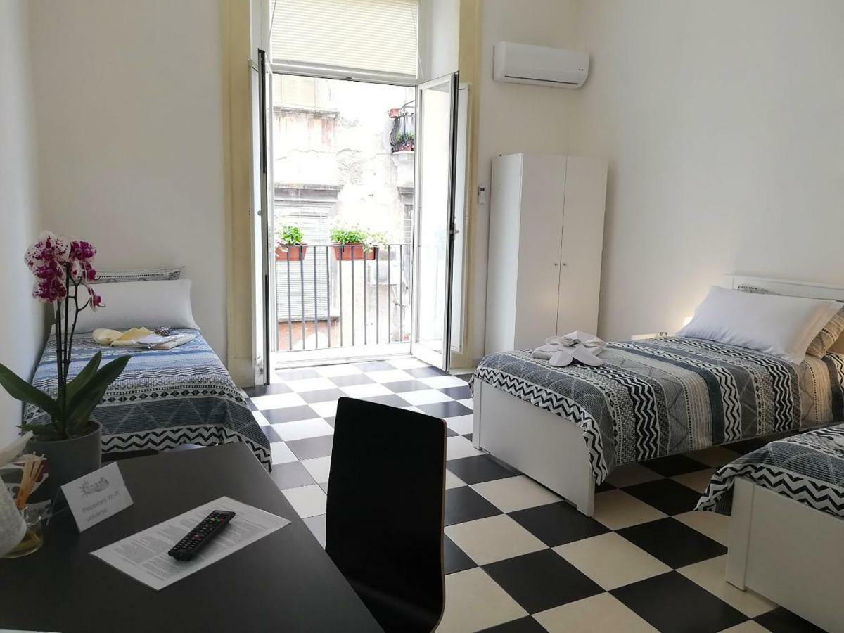 Mb Napoles Intera Casa Nápoles Exterior foto