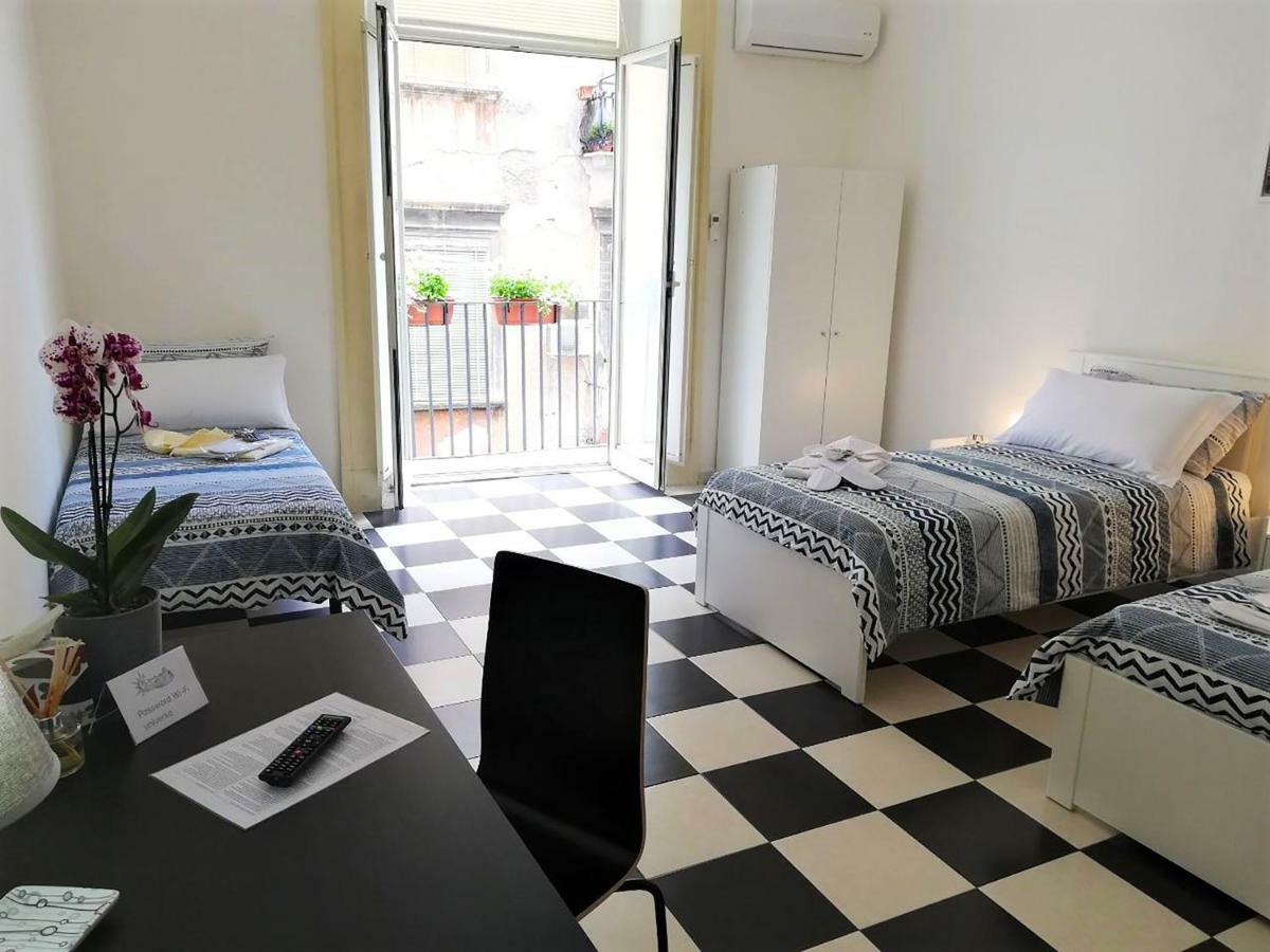 Mb Napoles Intera Casa Nápoles Exterior foto